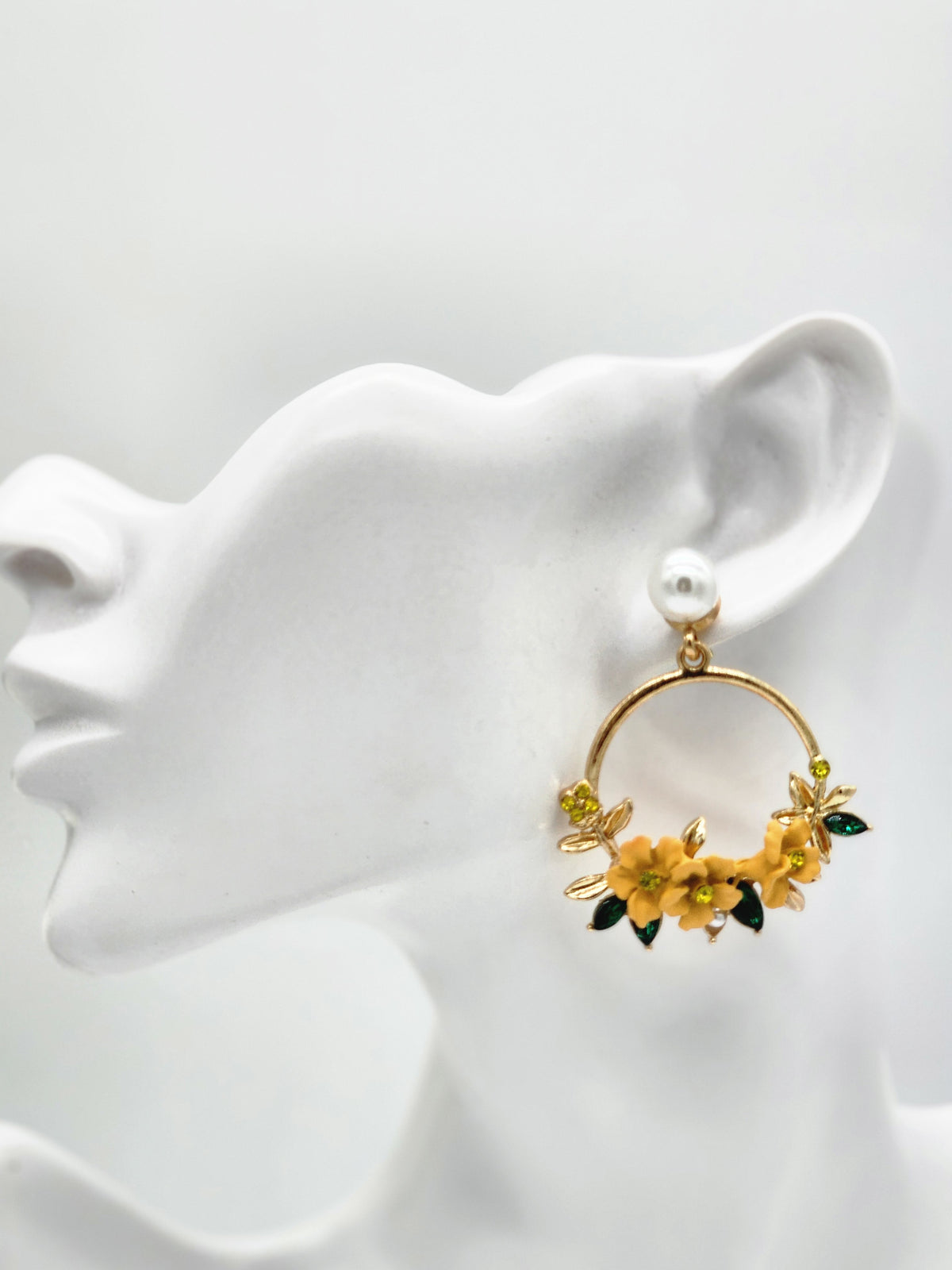 Laura Flower Hoop Earrings