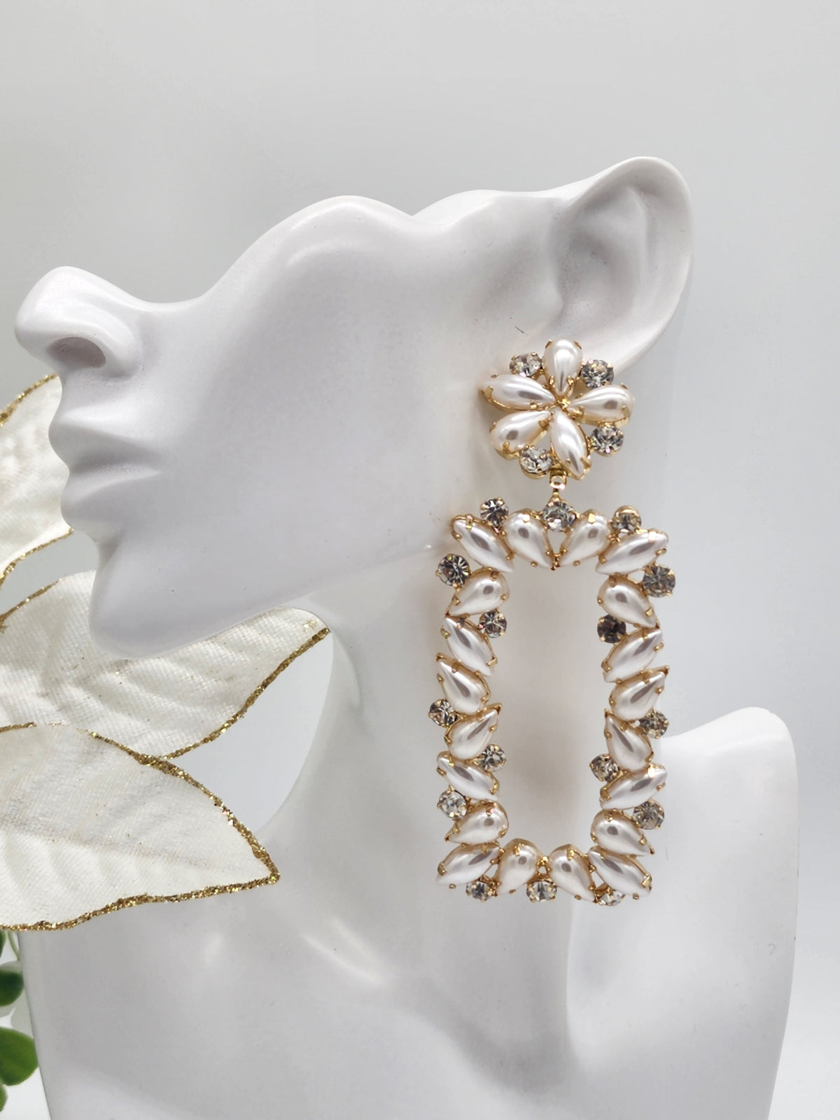 Meghan Pearl Drop Earrings