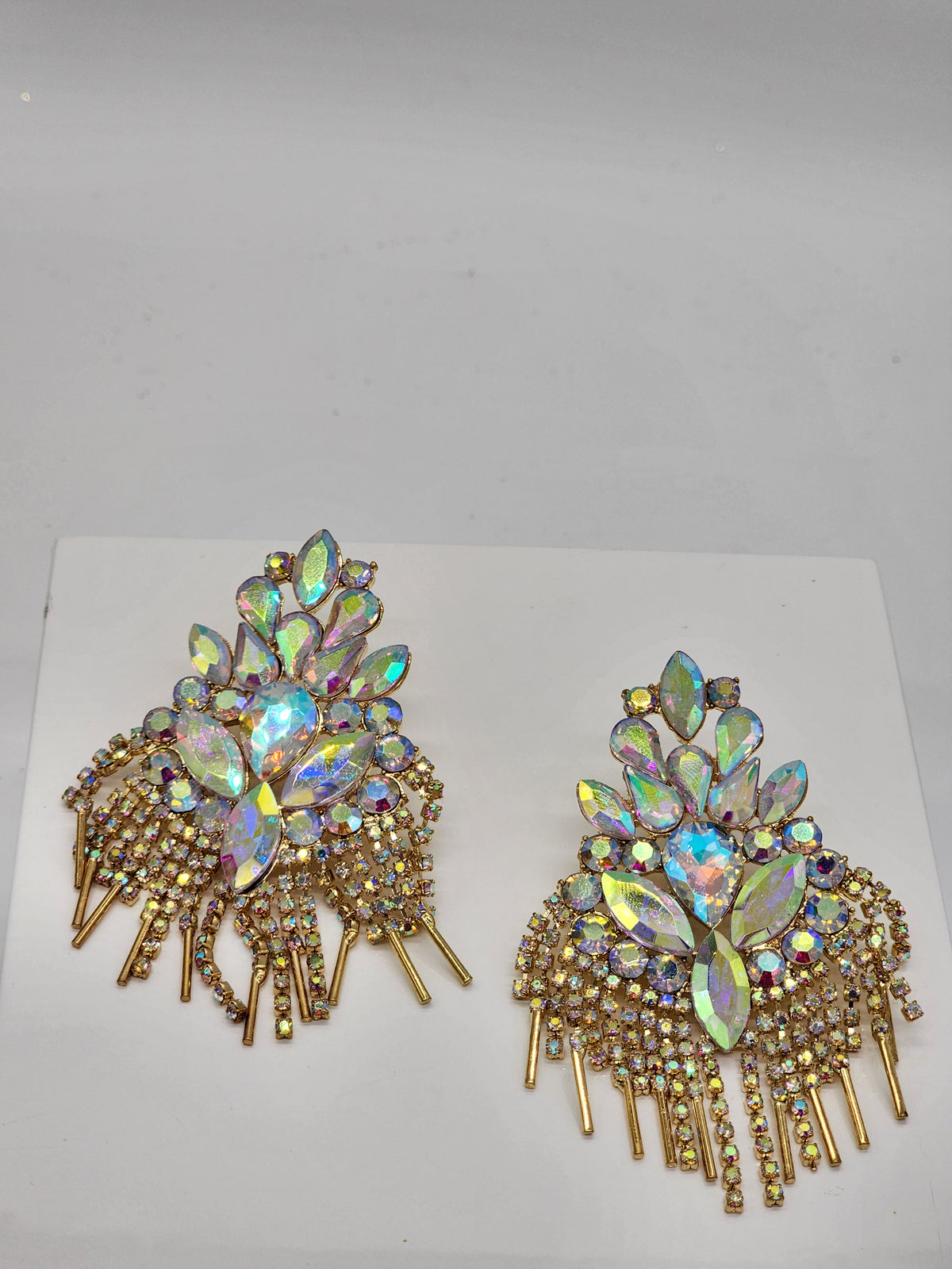 Geneva Luxe Earrings ( Iredescent)