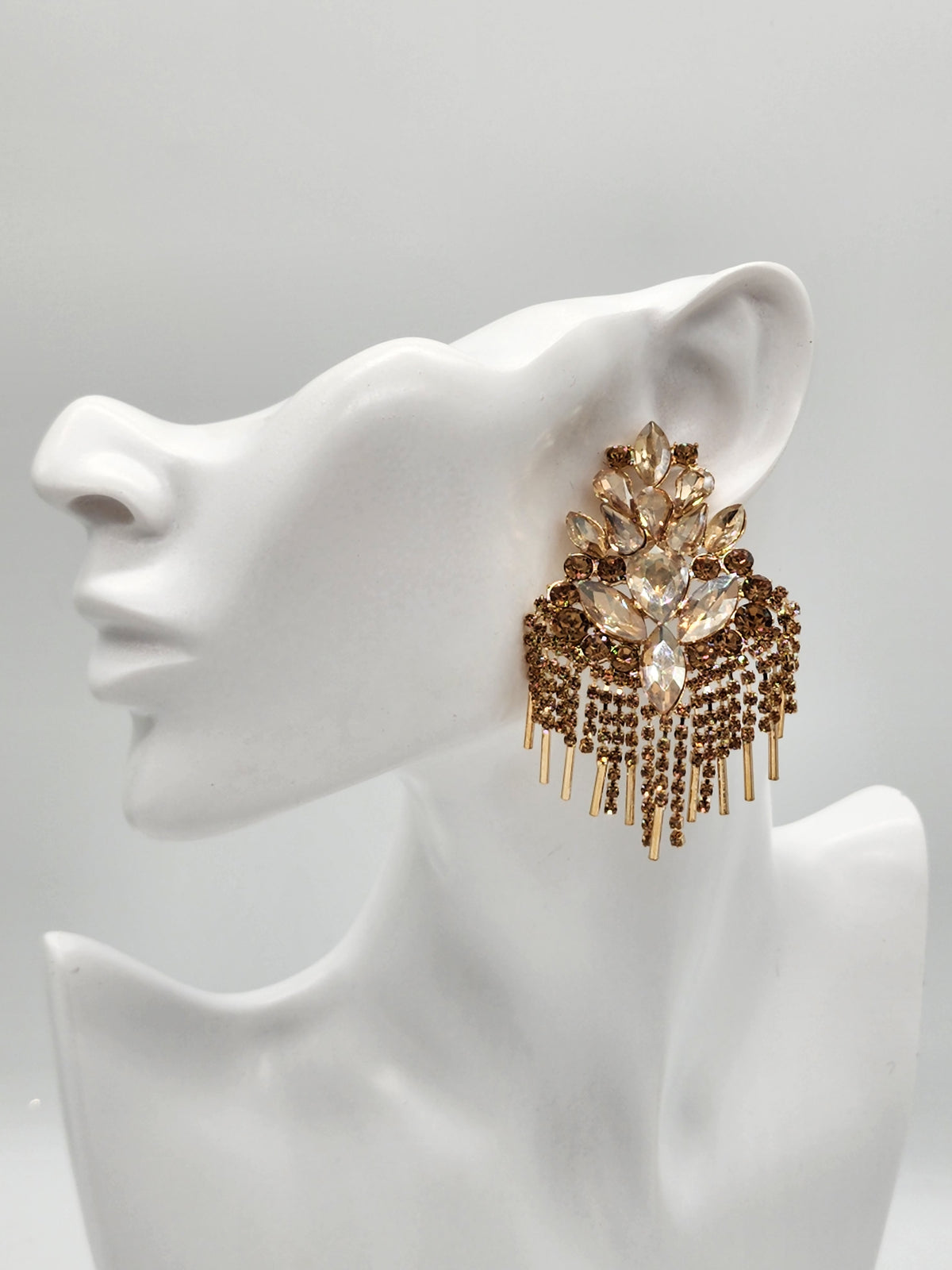 Geneva Luxe Earrings ( Champagne)