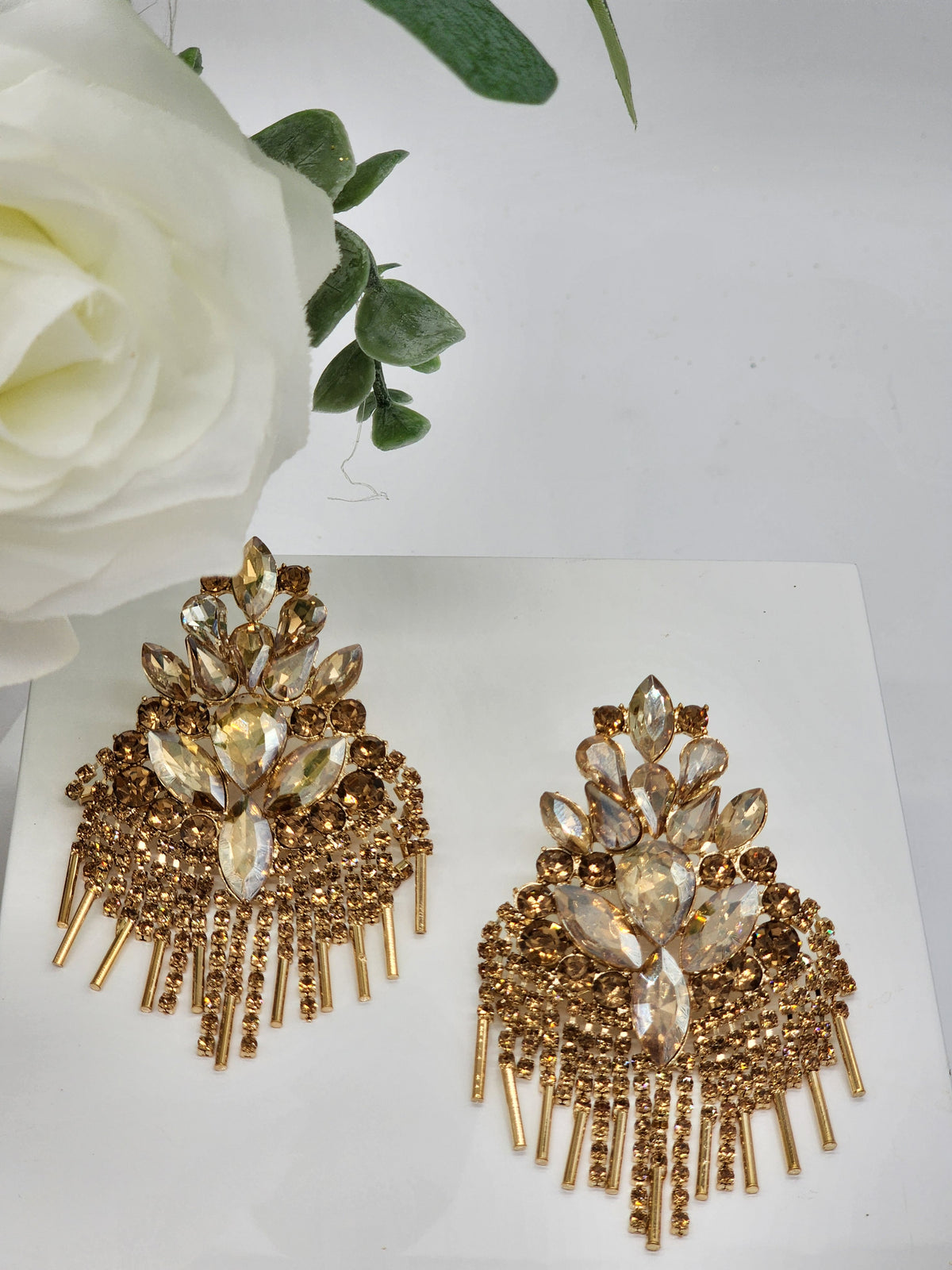 Geneva Luxe Earrings ( Champagne)