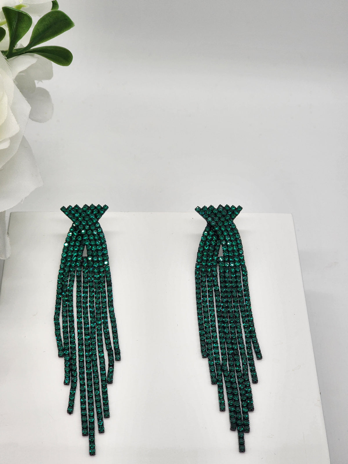 Delphine Dangle Earrings ( Emerald Green )