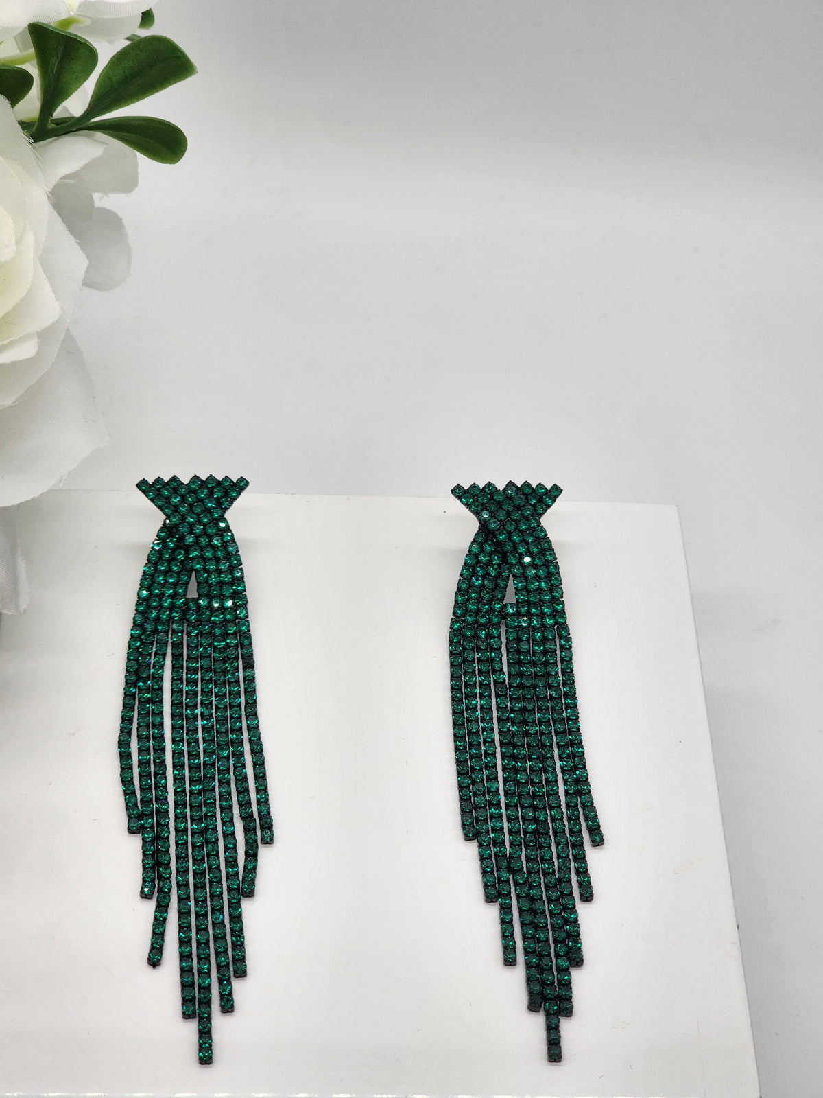 Delphine Dangle Earrings ( Emerald Green )