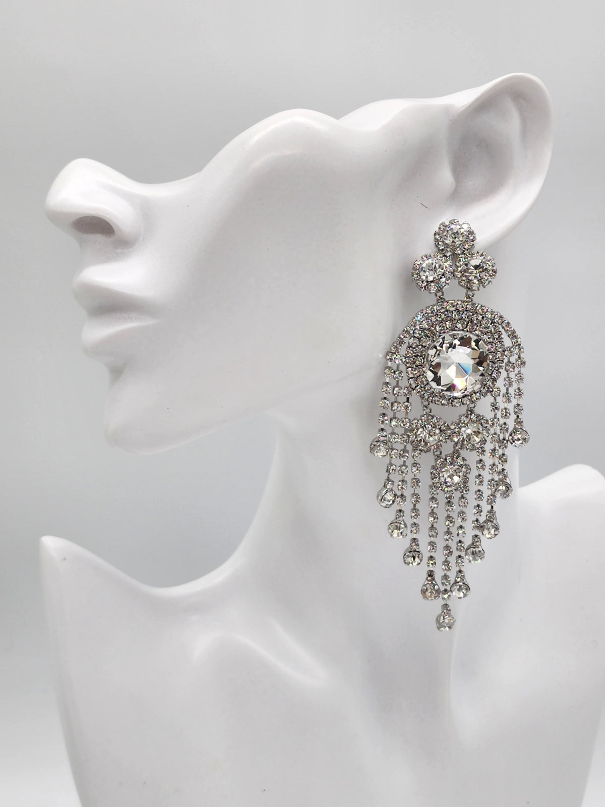 Elegance of Diamonds Earrings (Silver)