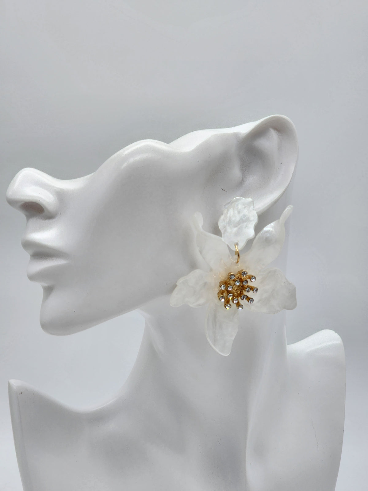 Flora  Earrings (White)