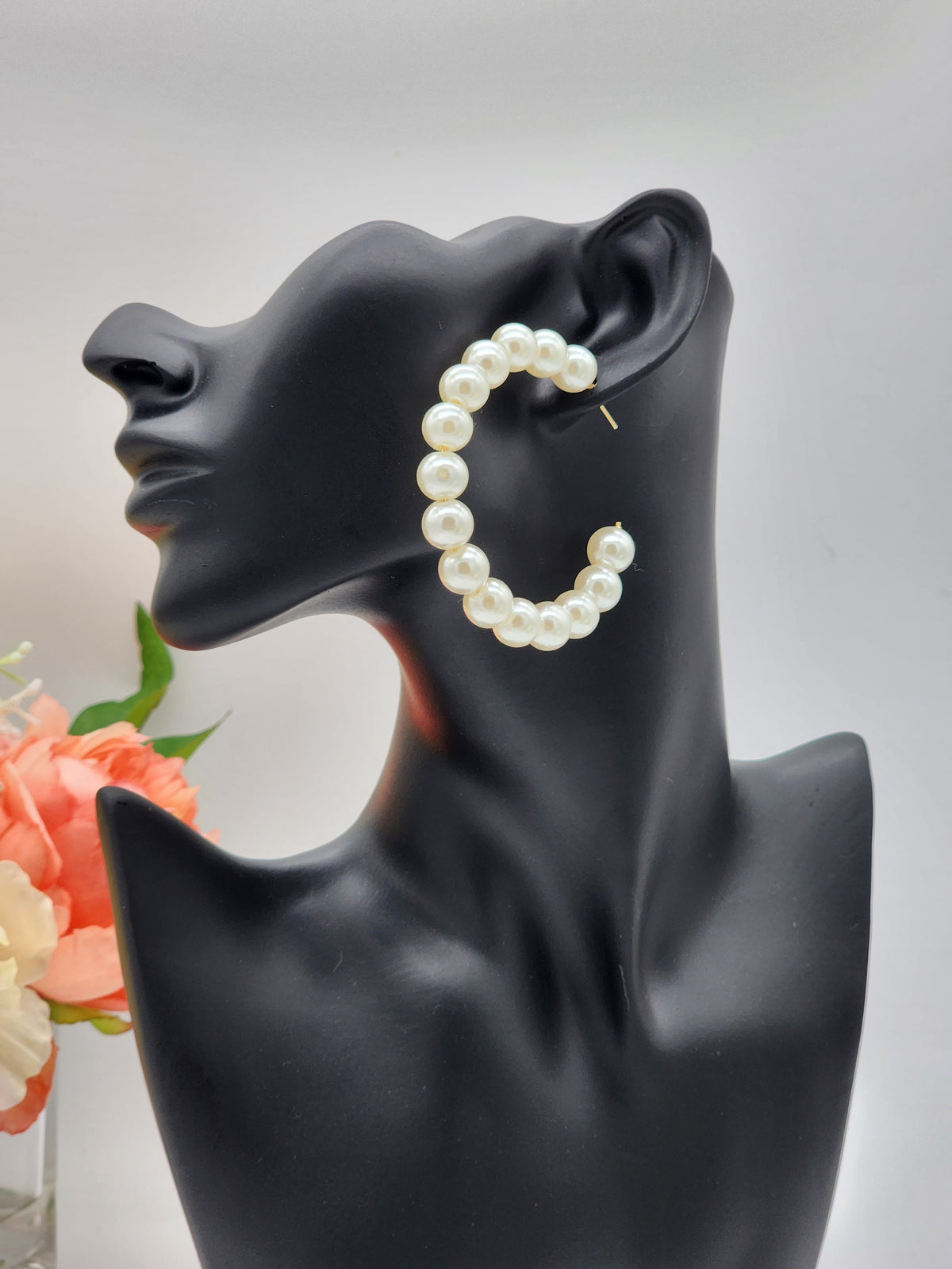 Pearls & Hoop Earrings