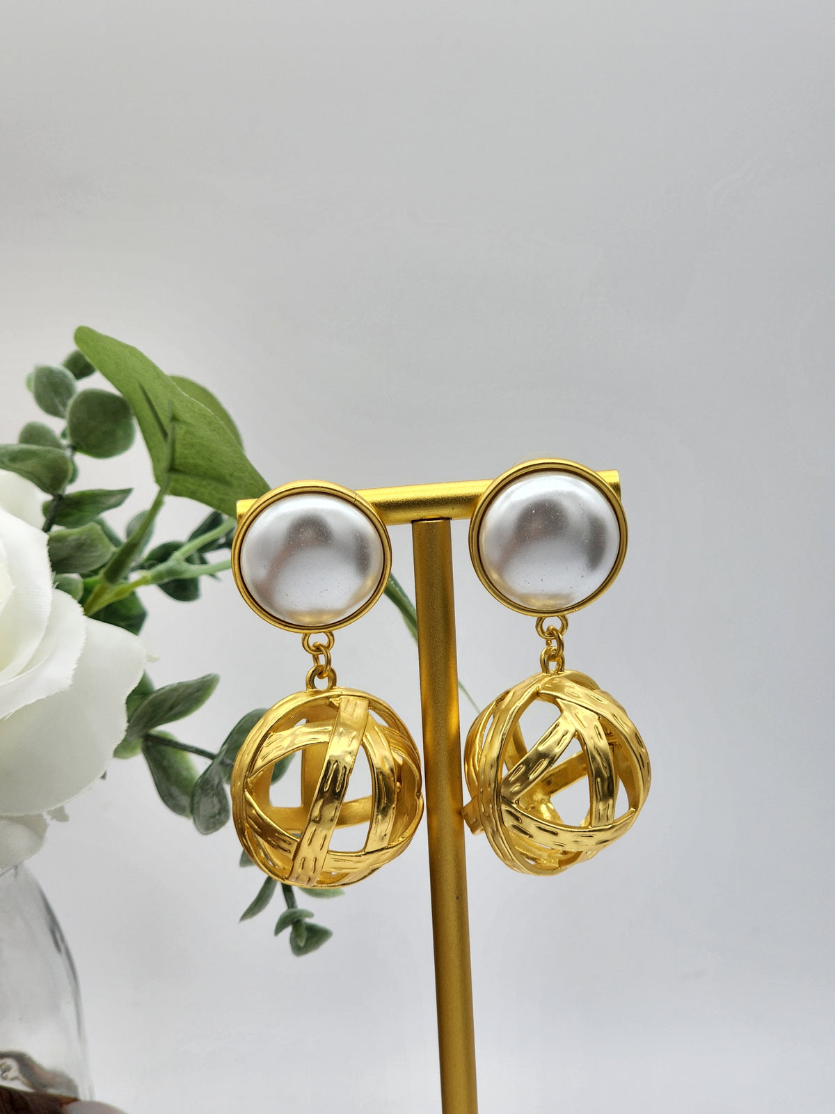 Golden Vintage Ball Earrings