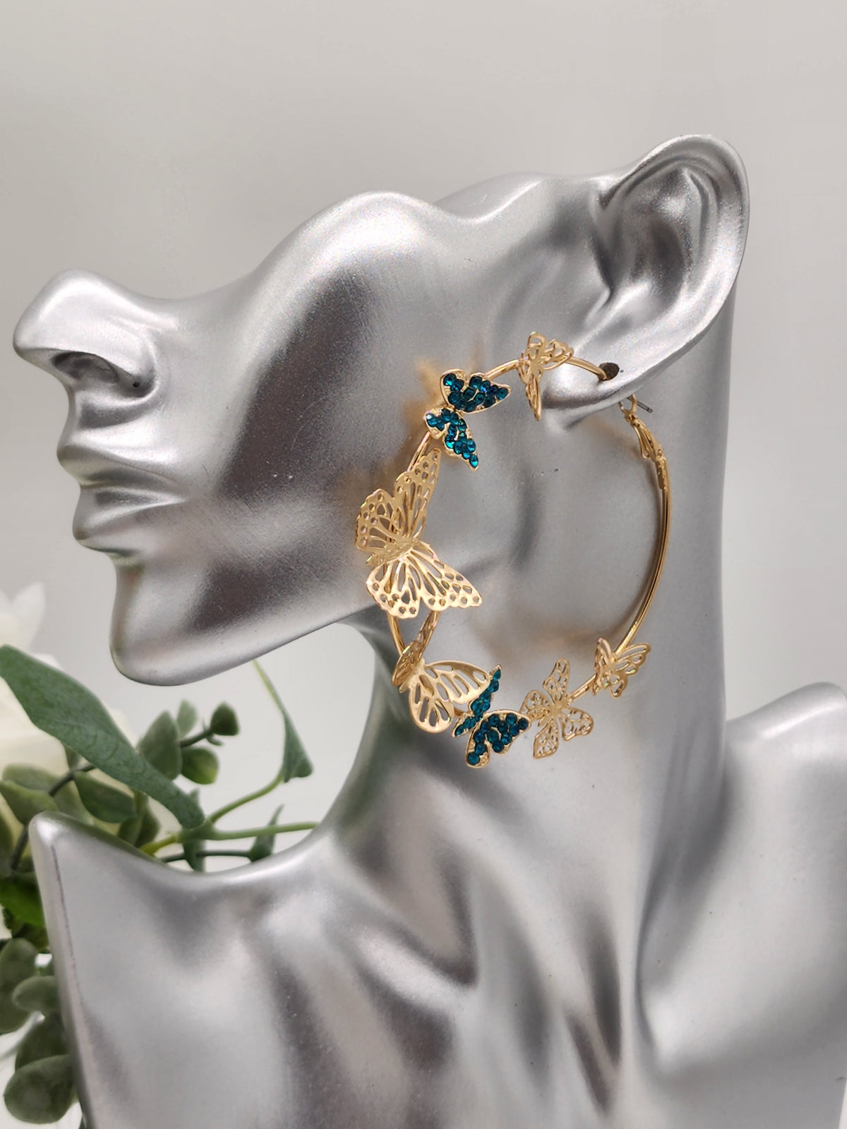 Shary Butterfly hoop Earrings